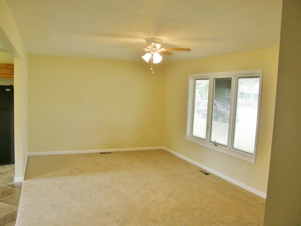 212 Park Lane Butler, IN 46721 - Photo 5 of 22