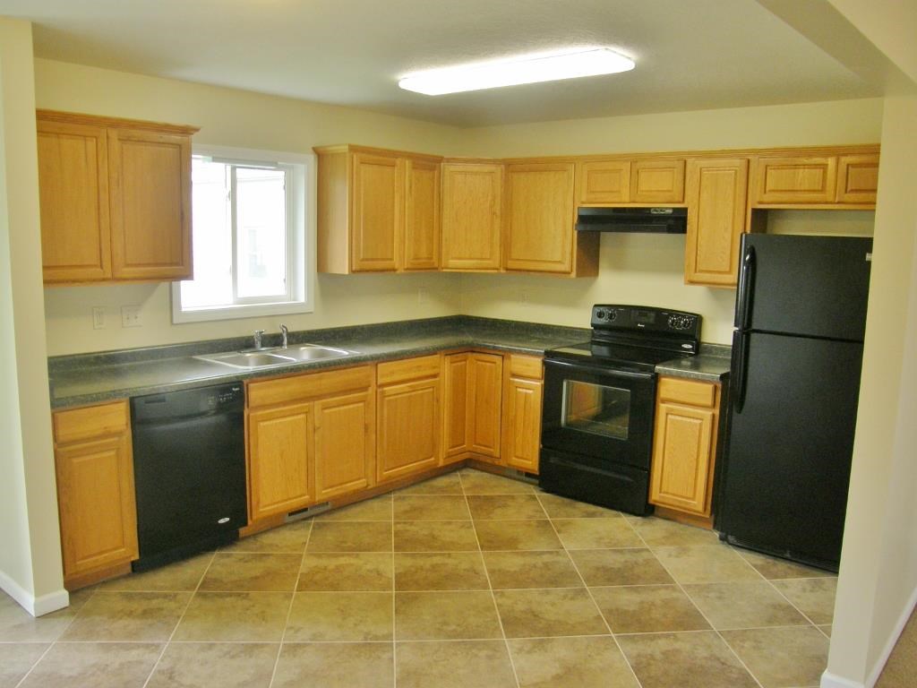 212 Park Lane Butler, IN 46721 - Photo 7 of 22