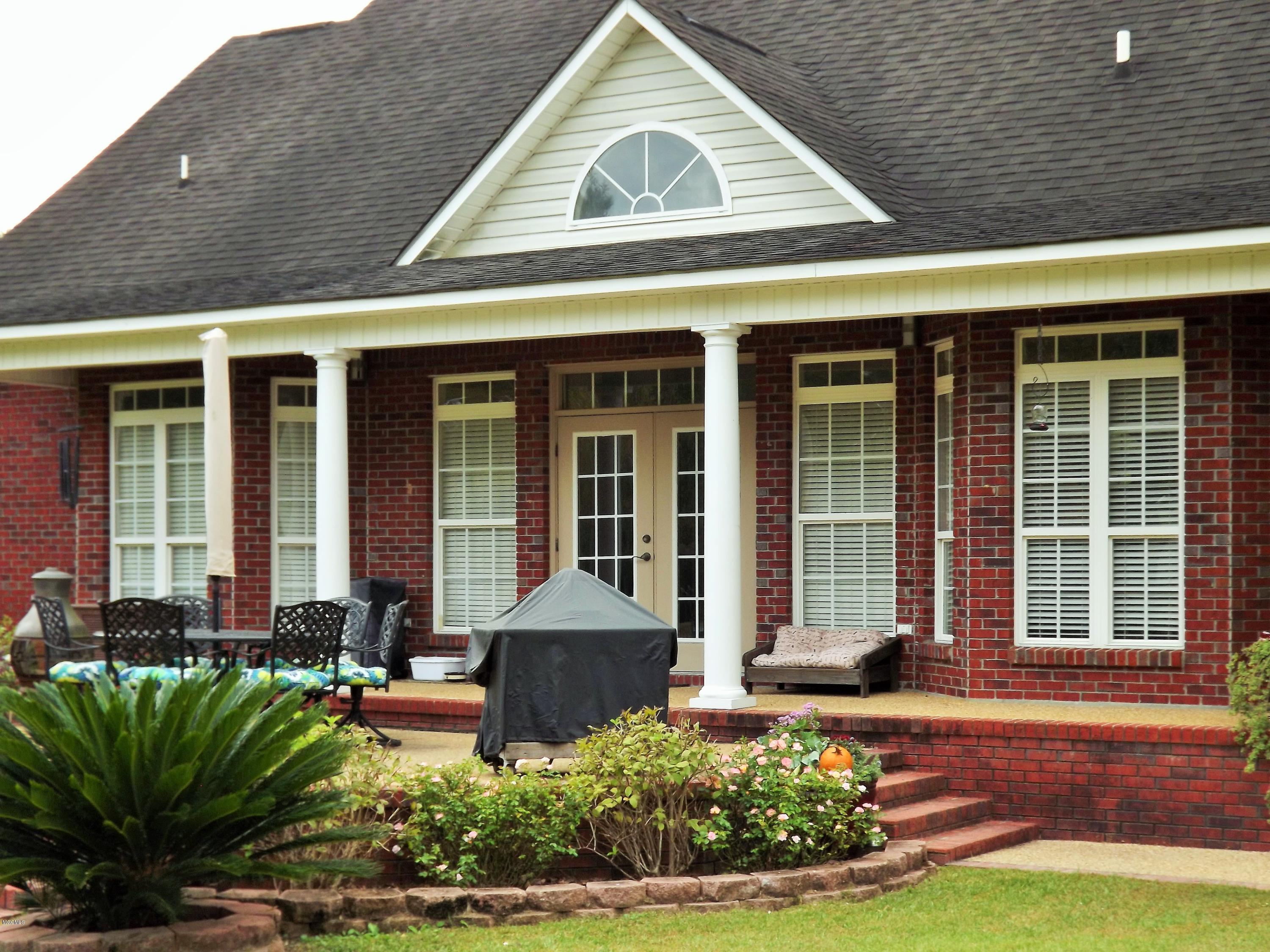 18700 Rayford Shumock Road Moss Point, MS 39562 - Photo 13 of 101 DSCF2292