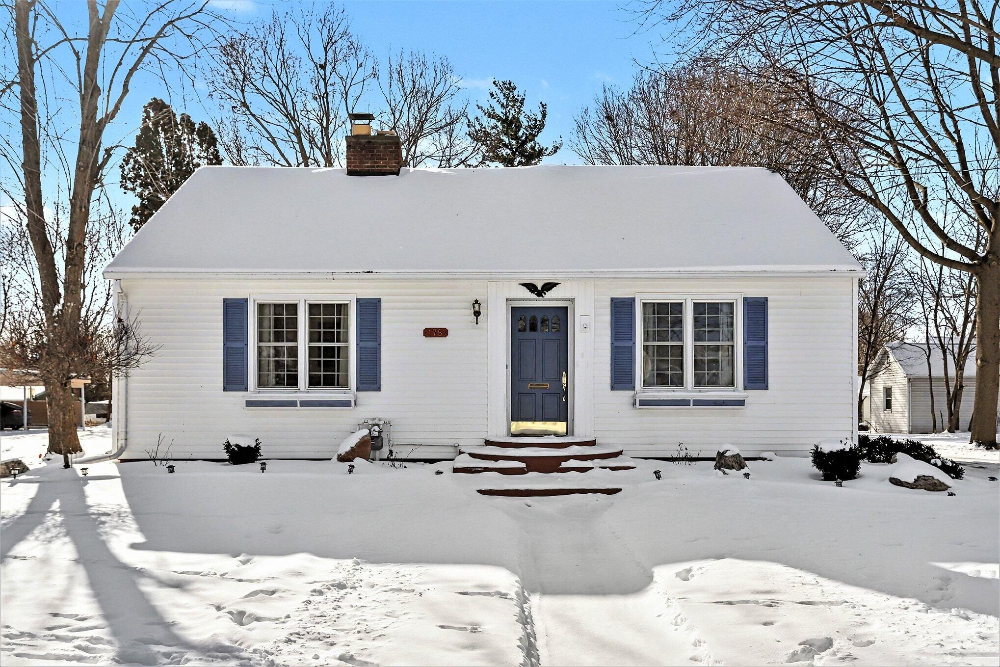 175 West Pearl Street Coldwater, MI 49036 - Photo 2 of 37 002_file_6790