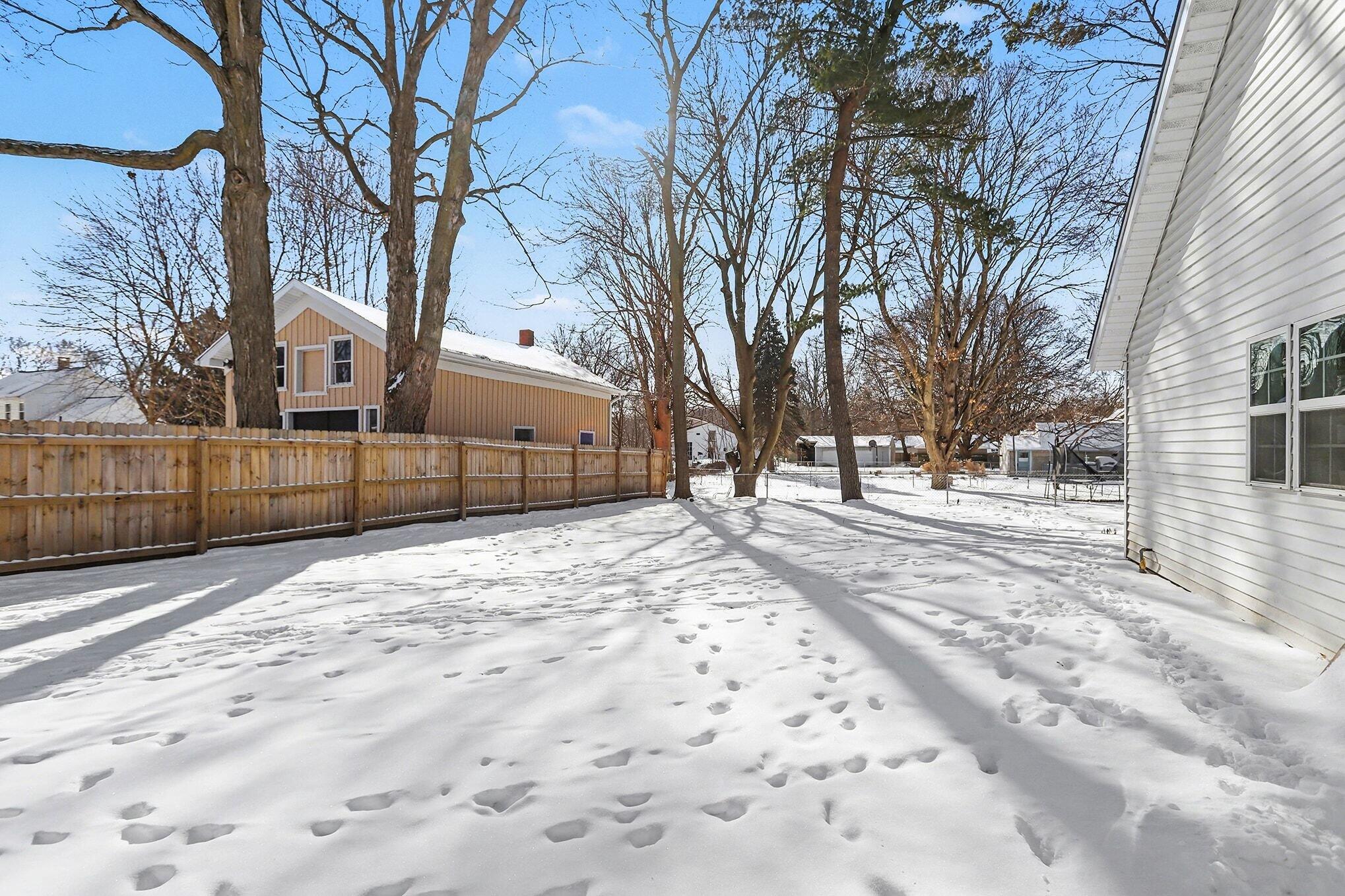 175 West Pearl Street Coldwater, MI 49036 - Photo 23 of 37 023_file_3169