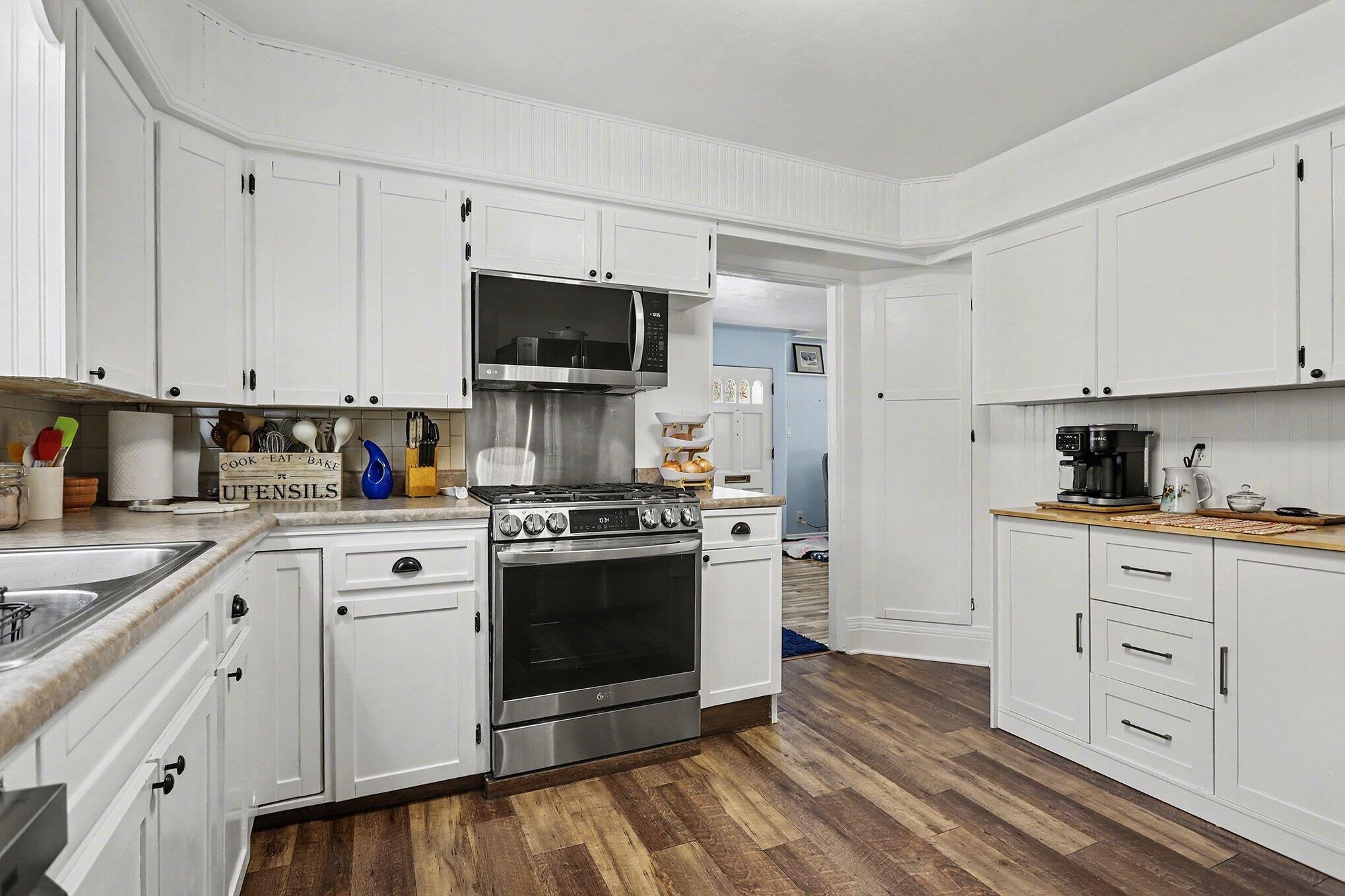 175 West Pearl Street Coldwater, MI 49036 - Photo 4 of 37 010_file_2251