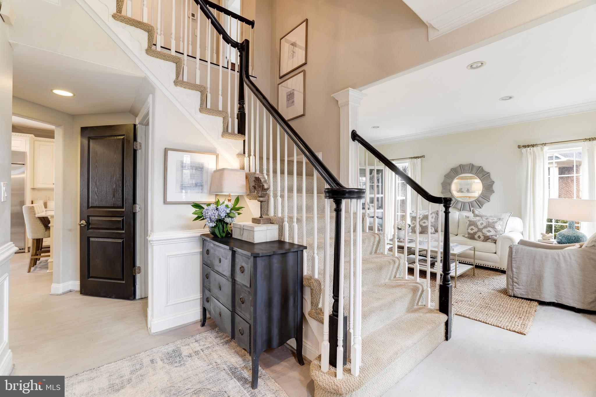 2800 Rifle Ridge Road Oakton, VA 22124 - Photo 4 of 64