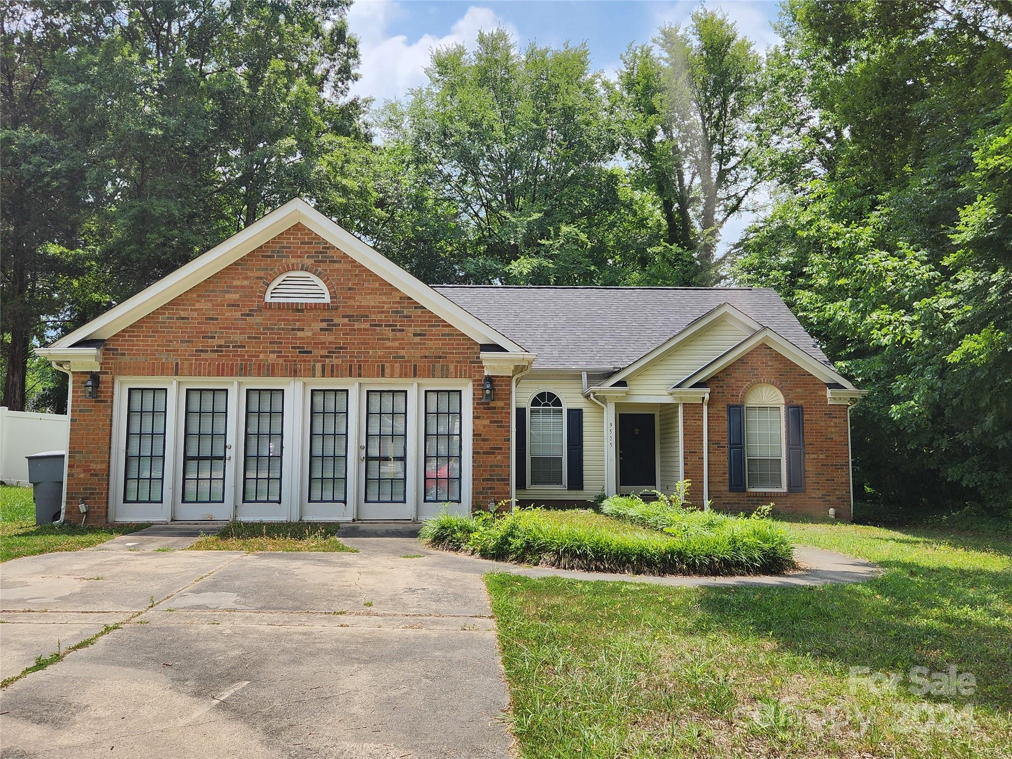9515 Oren Thompson Road Charlotte, NC 28213 - Photo 11 of 18 Gallery Image 11