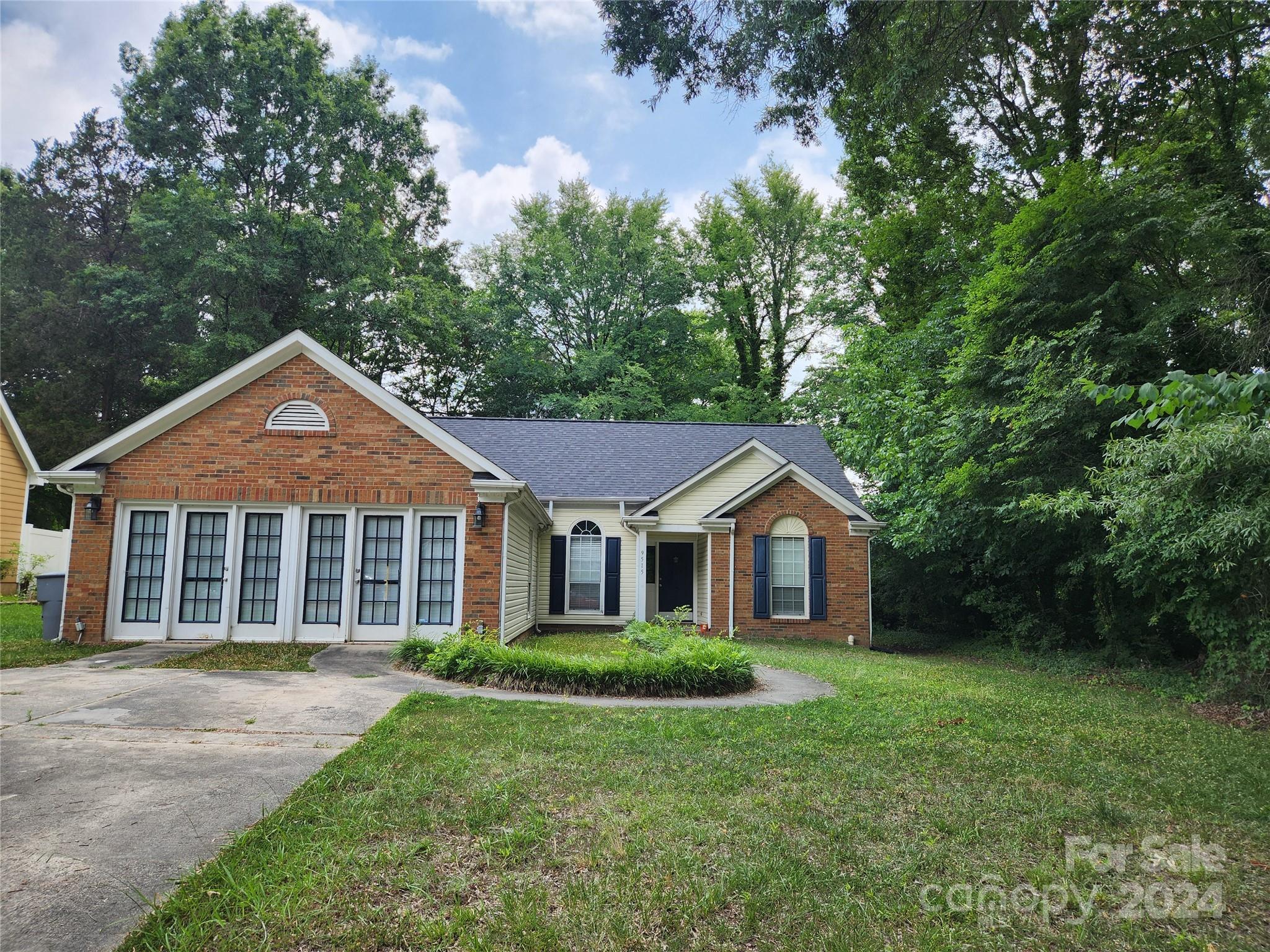9515 Oren Thompson Road Charlotte, NC 28213 - Photo 2 of 18 Gallery Image 2