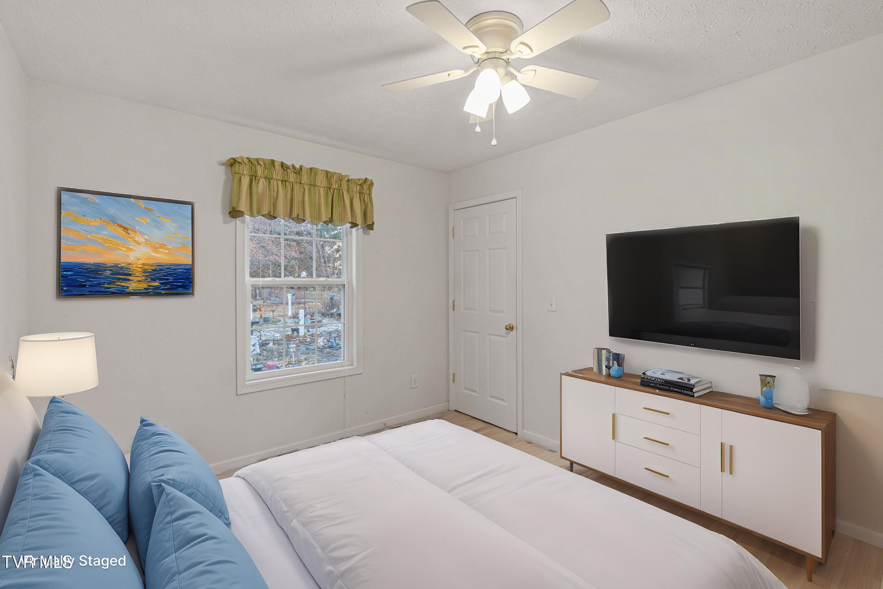 78 Fairview Ridges Drive Afton, TN 37616 - Photo 35 of 71 24 - Bedroom - Standard - 1