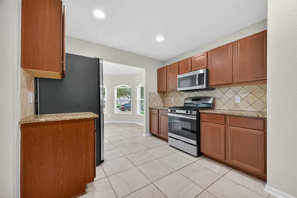 $2,400 | 20123 Windy Stone Drive, Katy, TX 77449