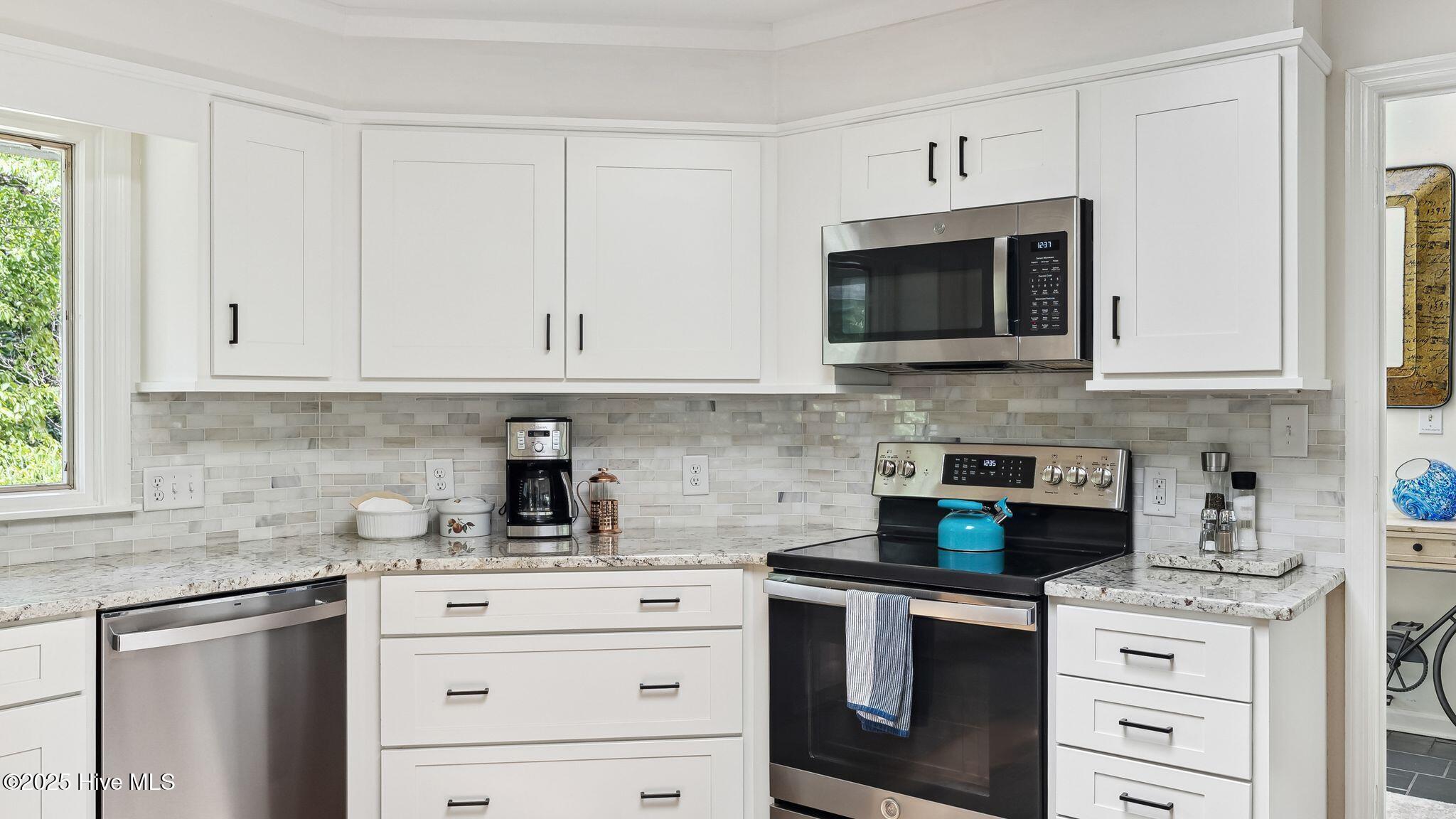 145 Turtle Point Road Pinehurst, NC 28374 - Photo 11 of 44 13_DSC09818 copy