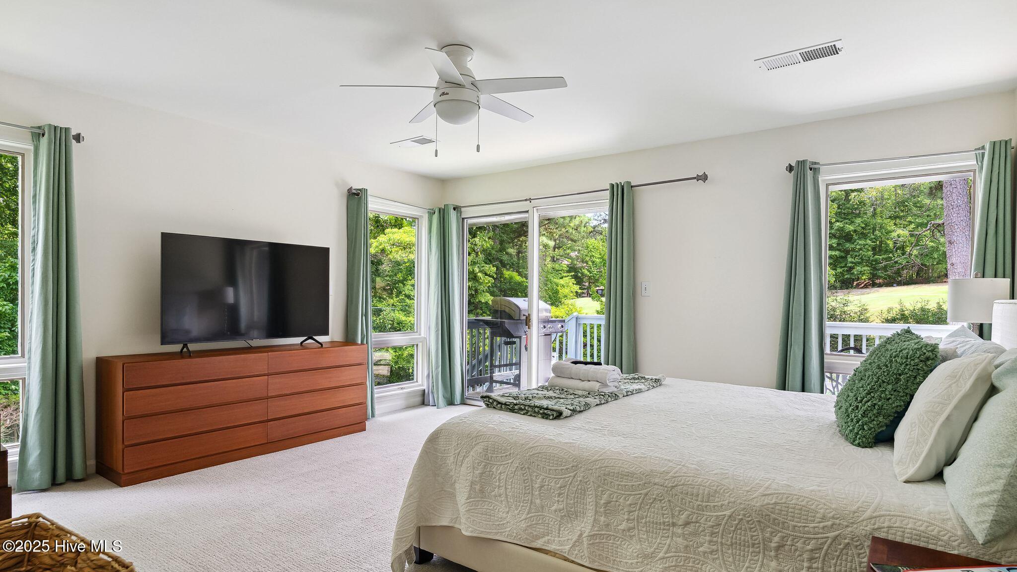 145 Turtle Point Road Pinehurst, NC 28374 - Photo 17 of 44 19_DSC09918 copy