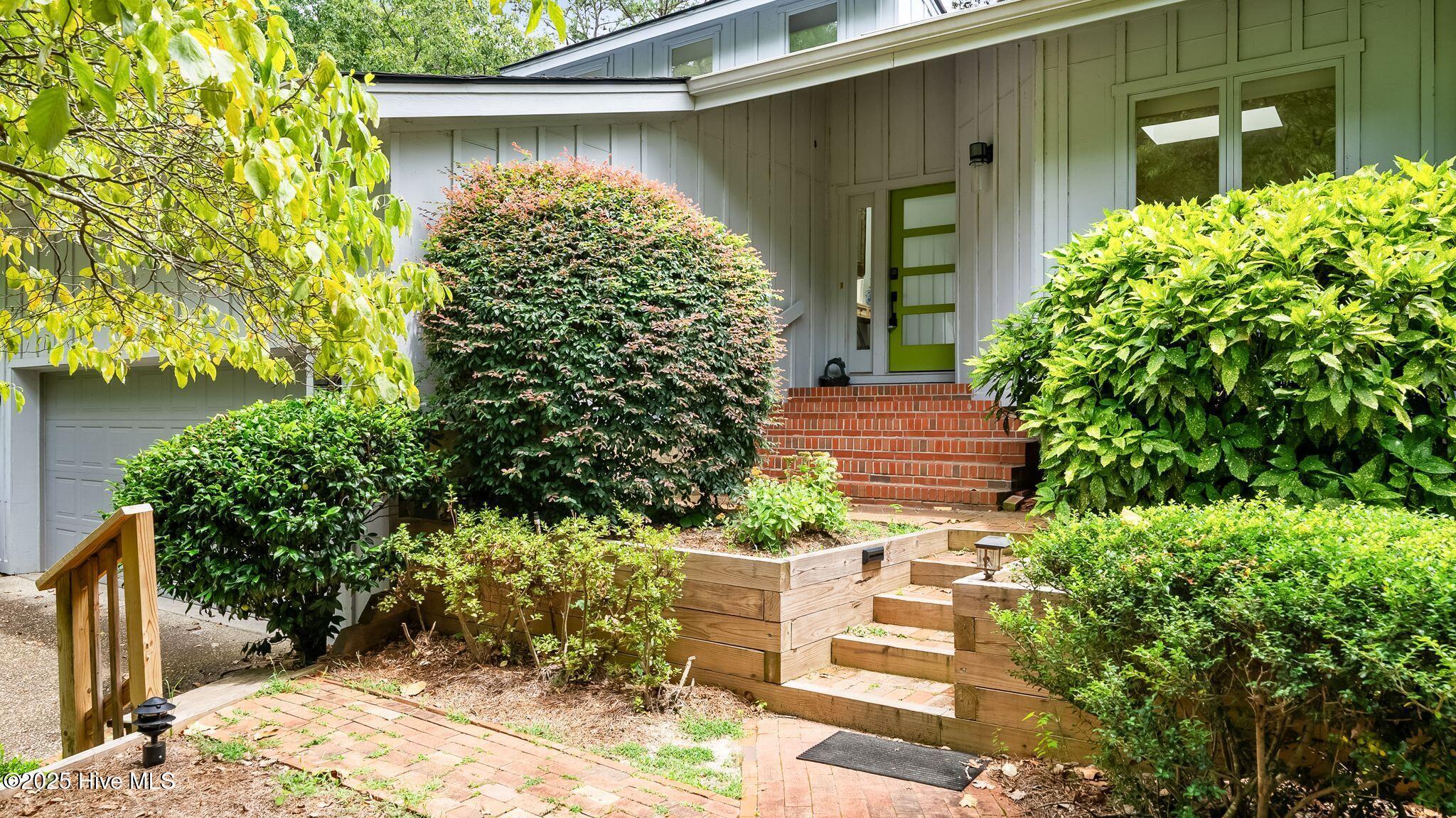 145 Turtle Point Road Pinehurst, NC 28374 - Photo 2 of 44 2_DSC00054 copy