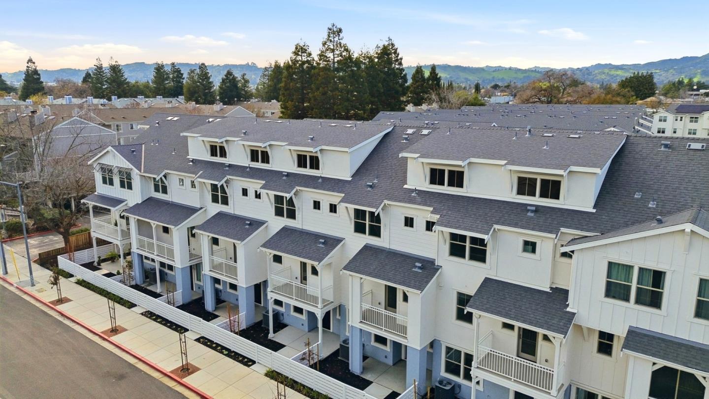 a view of a large building with a lot of windows
