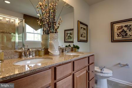5642 Country Farm Road White Marsh, MD 21162 - Photo 16 of 21 Bath (Master)