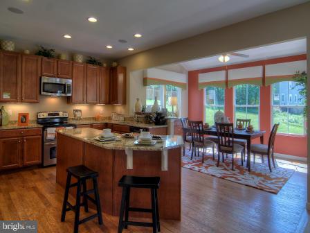 5642 Country Farm Road White Marsh, MD 21162 - Photo 3 of 21 Kitchen