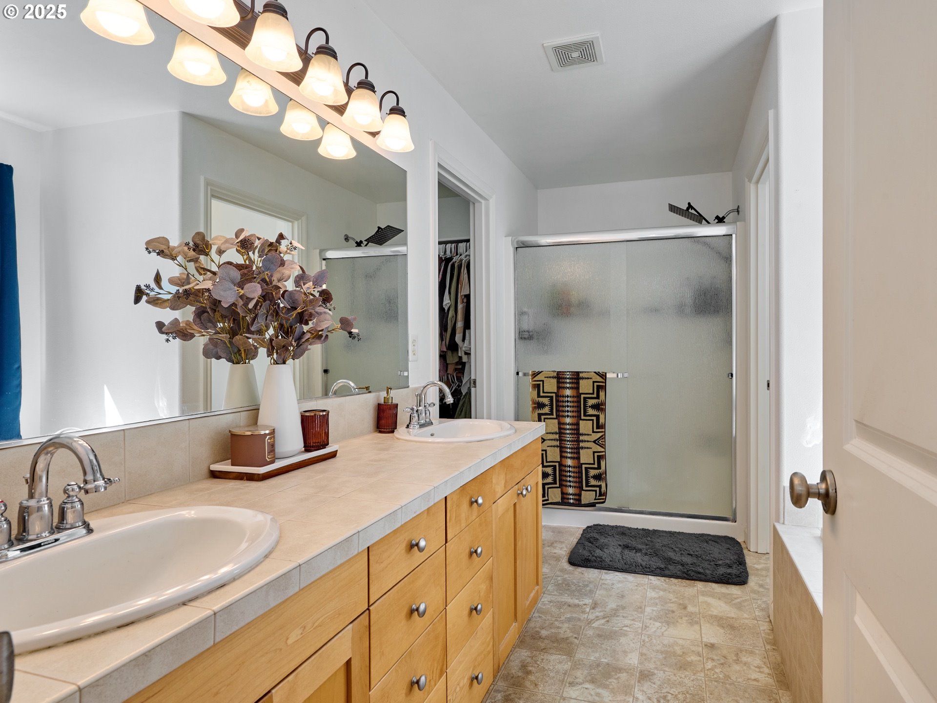 3766 10th Street Hubbard, OR 97032 - Photo 15 of 31