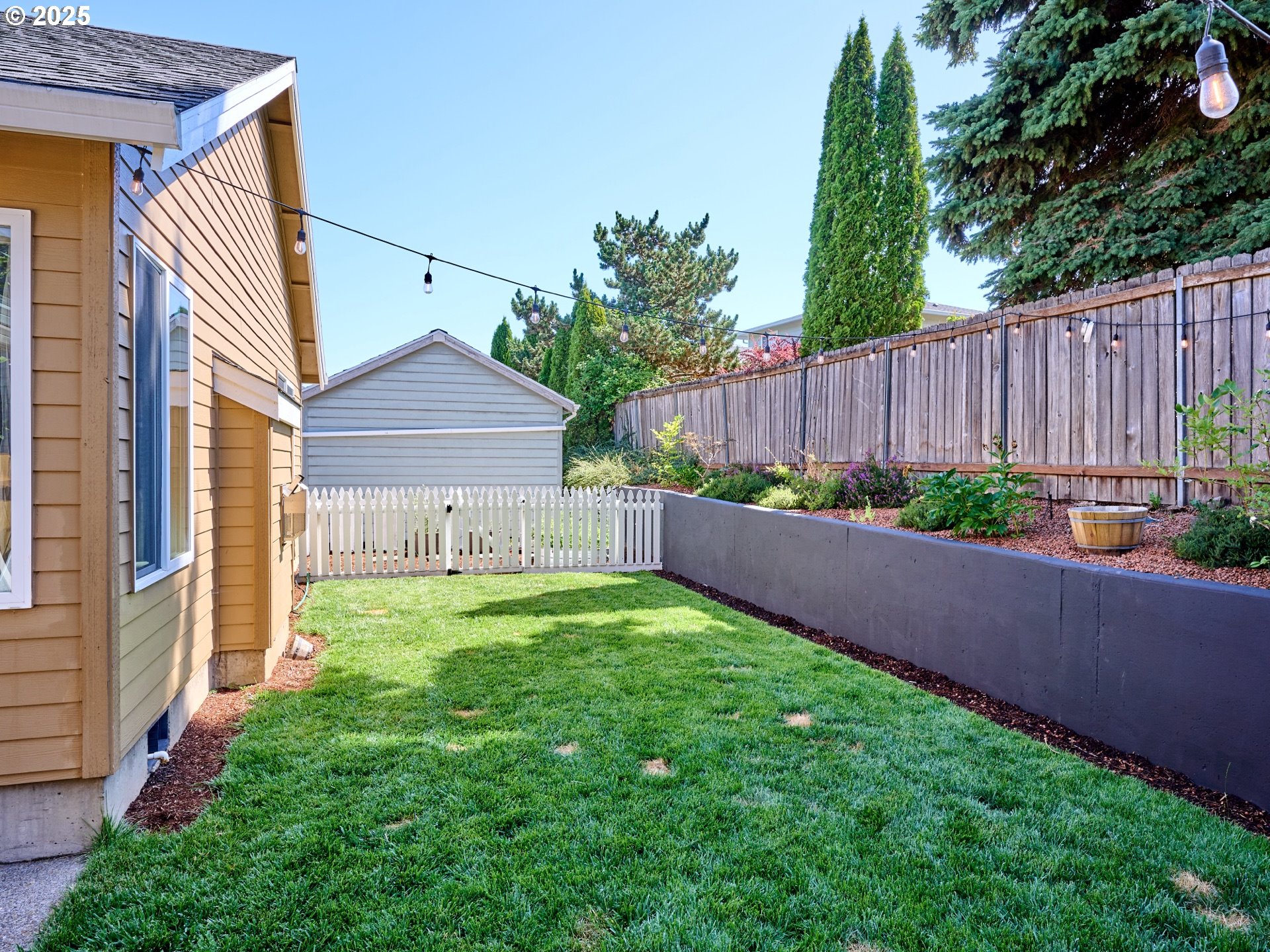 3766 10th Street Hubbard, OR 97032 - Photo 26 of 31