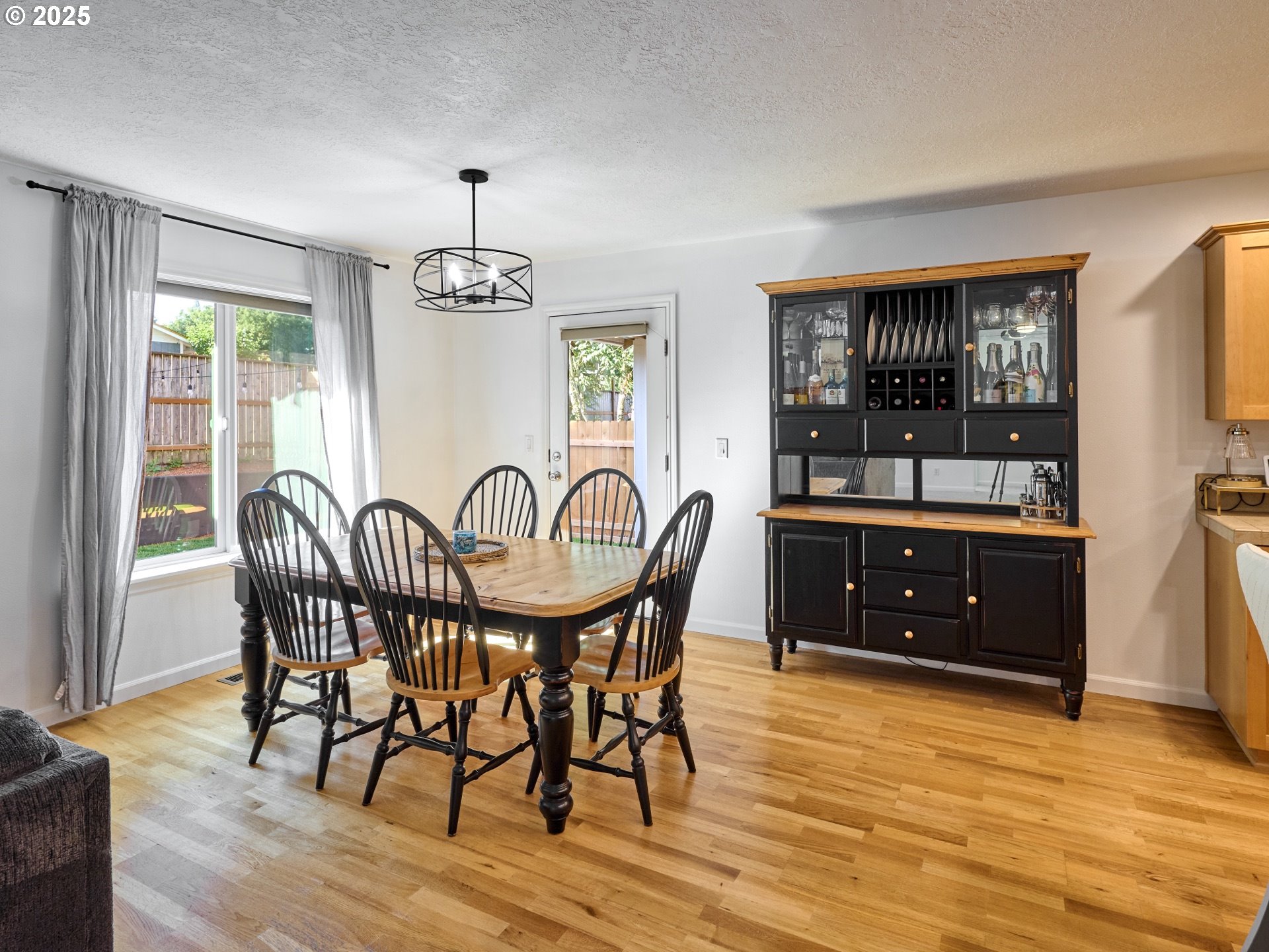 3766 10th Street Hubbard, OR 97032 - Photo 9 of 31