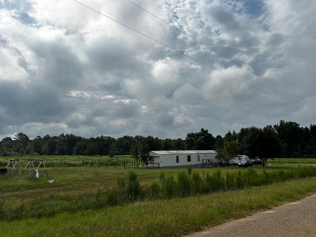 1189 Garrett Road Ashford, AL 36312 - Photo 1 of 12 Main View