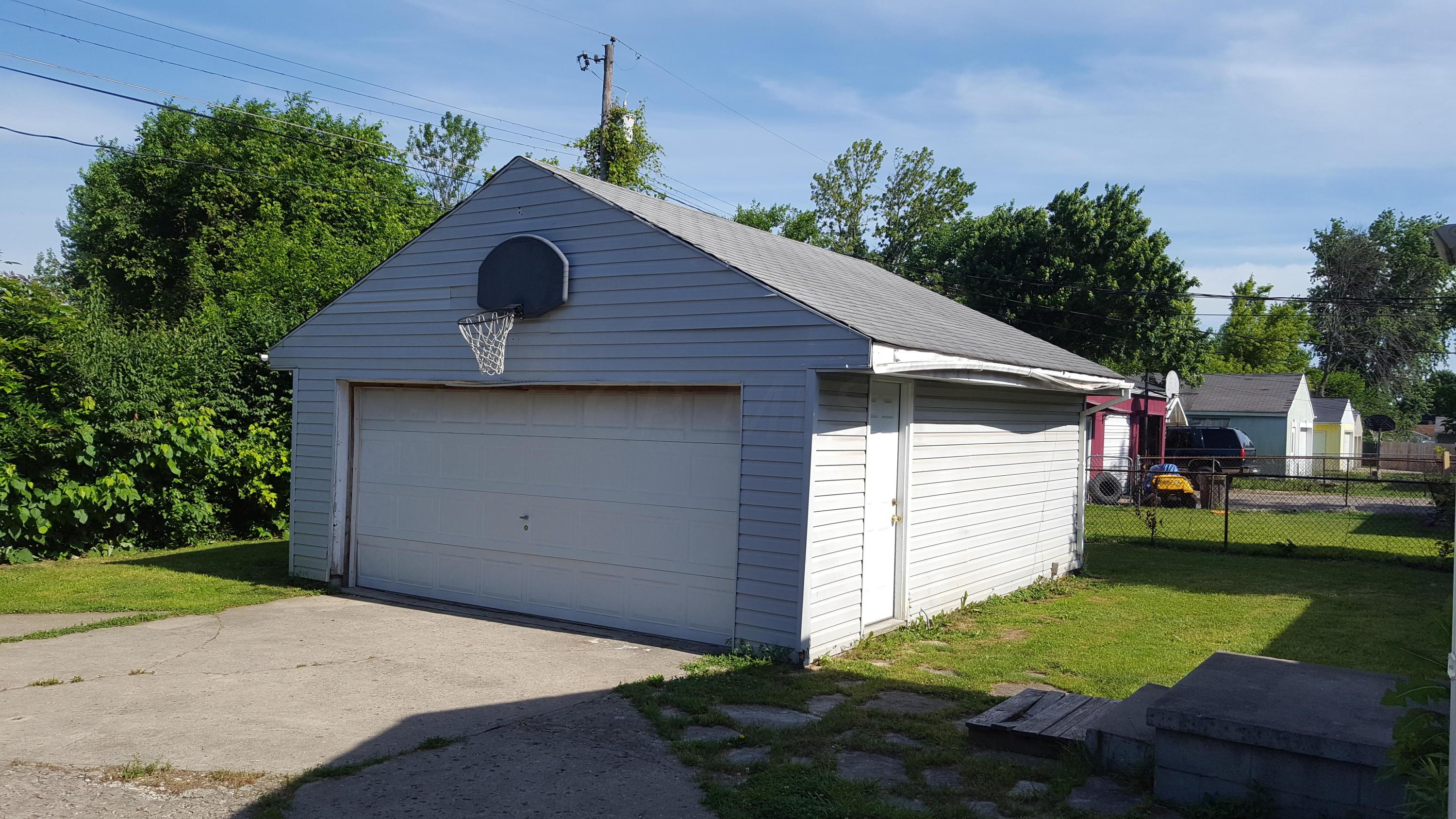 851 Demorest Road Columbus, OH 43204 - Photo 4 of 4 Gallery Image 4