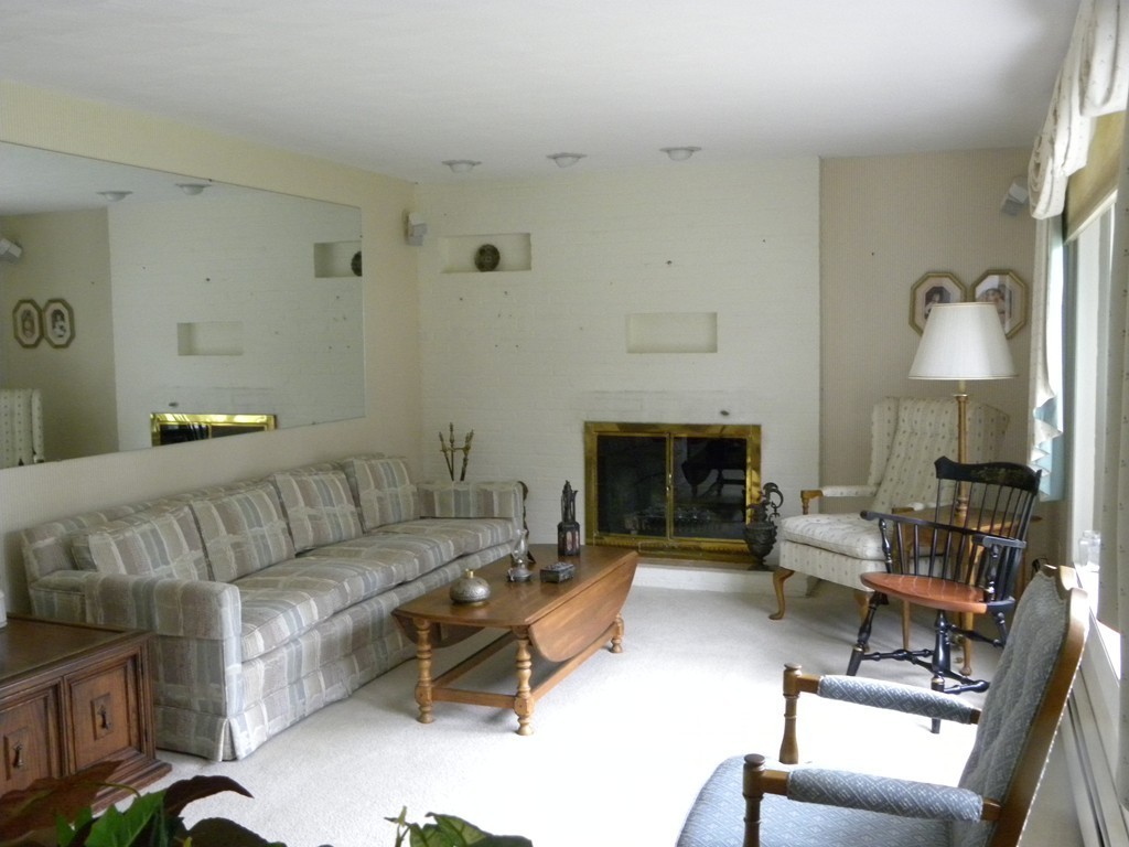 35 Brookdale Road Natick, MA 01760 - Photo 2 of 19 Gallery Image 2