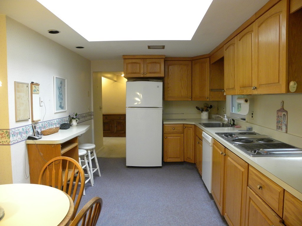 35 Brookdale Road Natick, MA 01760 - Photo 10 of 19 Gallery Image 10
