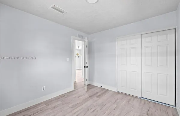 $445,000 | 5621 Southwest 38th Court, Davie, FL 33314