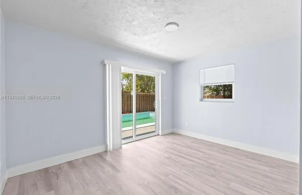 $445,000 | 5621 Southwest 38th Court, Davie, FL 33314
