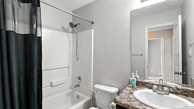 $310,000 | 912 Bexley Drive, Seguin, TX 78155