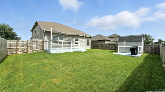 $310,000 | 912 Bexley Drive, Seguin, TX 78155