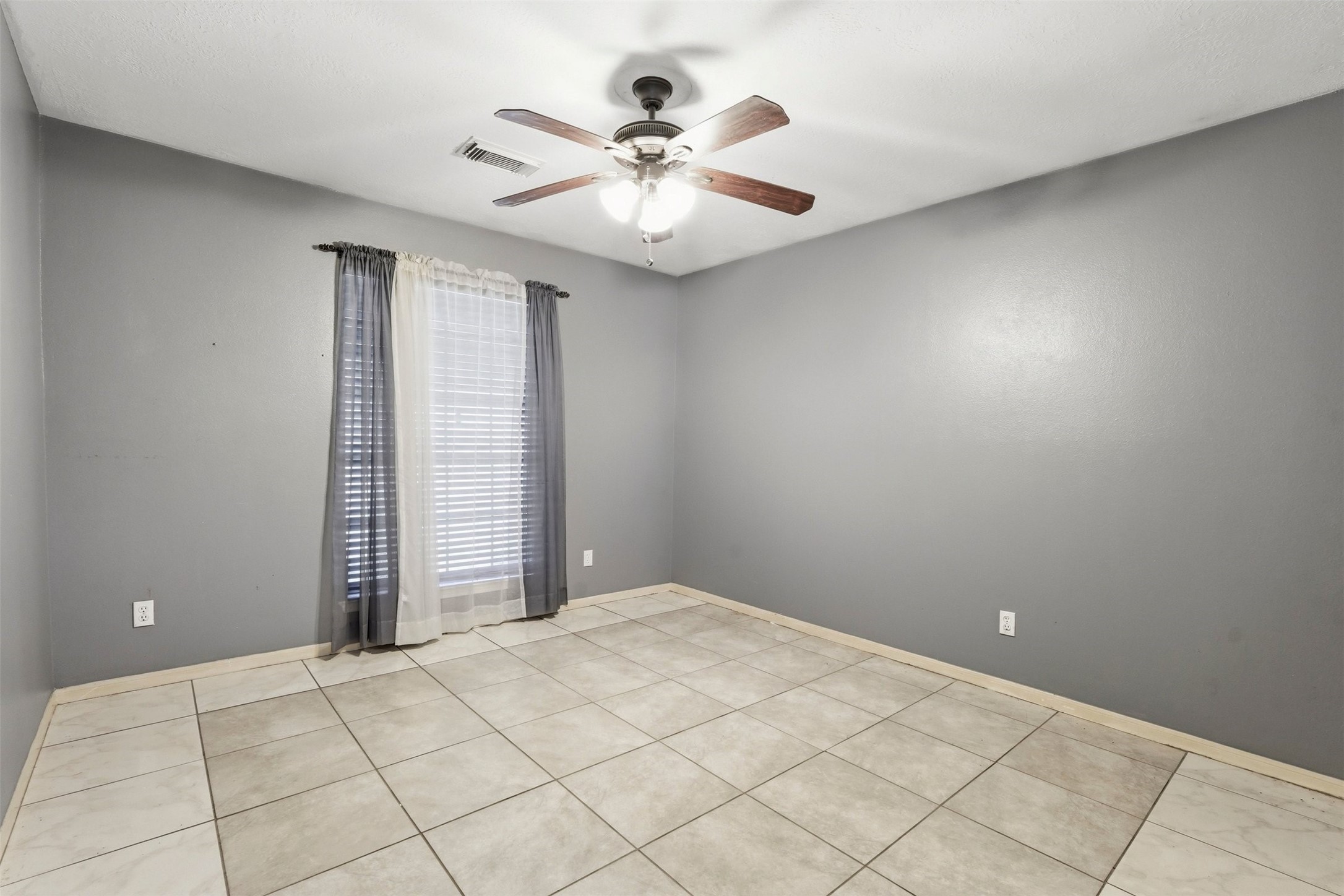 2935 Pheasant Run Humble, TX 77396 - Photo 18 of 34