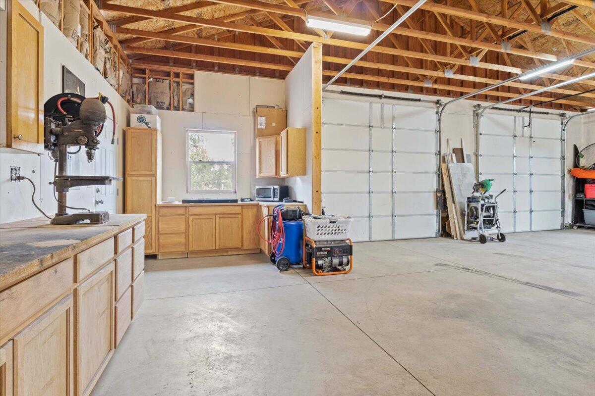 22835 Rodeo Court Bend, OR 97701 - Photo 30 of 51 52-22835 Rodeo Ct-52