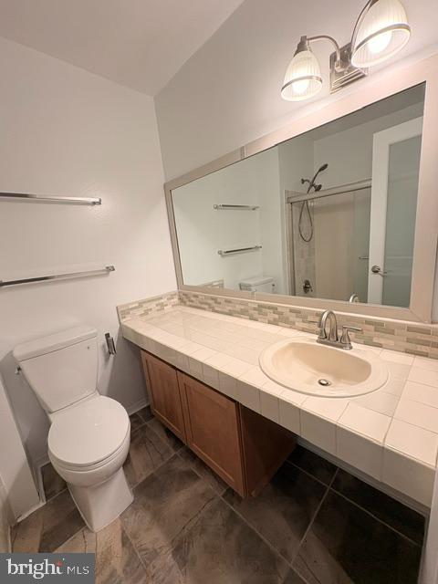 2071 Golf Course Drive Reston, VA 20191 - Photo 22 of 43