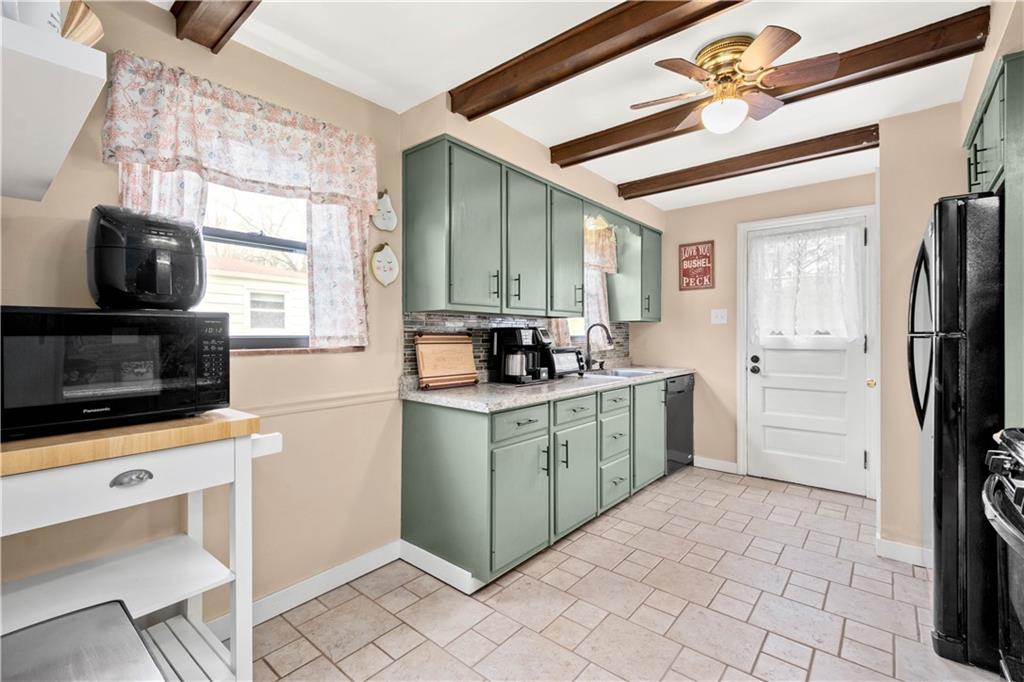 1167 Varner Road Pittsburgh, PA 15227 - Photo 11 of 25 Gallery Image 11