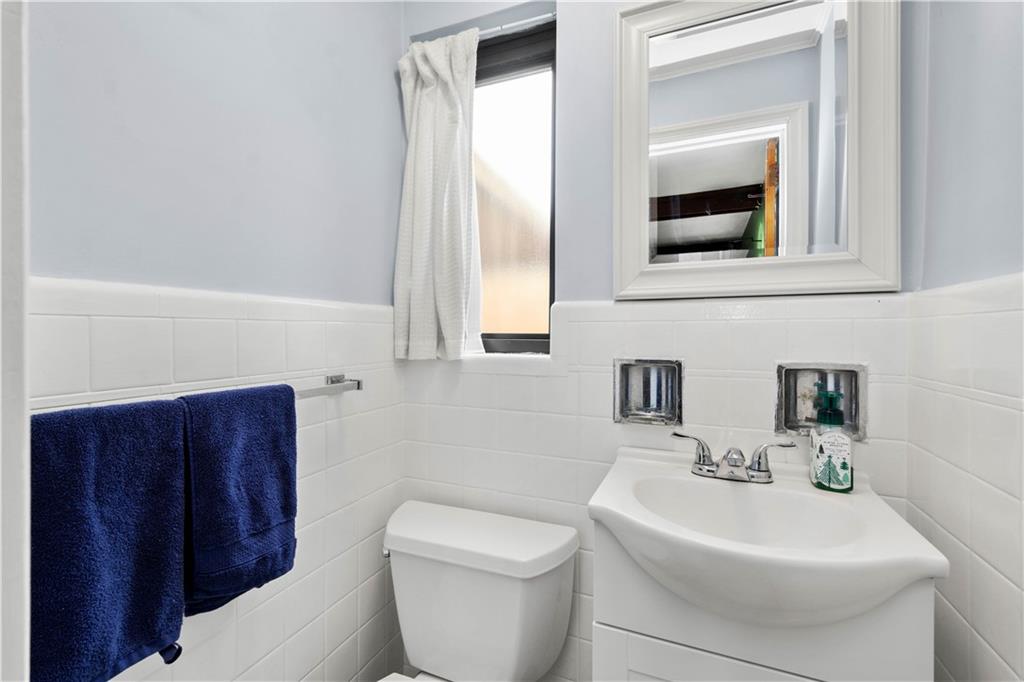 1167 Varner Road Pittsburgh, PA 15227 - Photo 15 of 25 Gallery Image 15