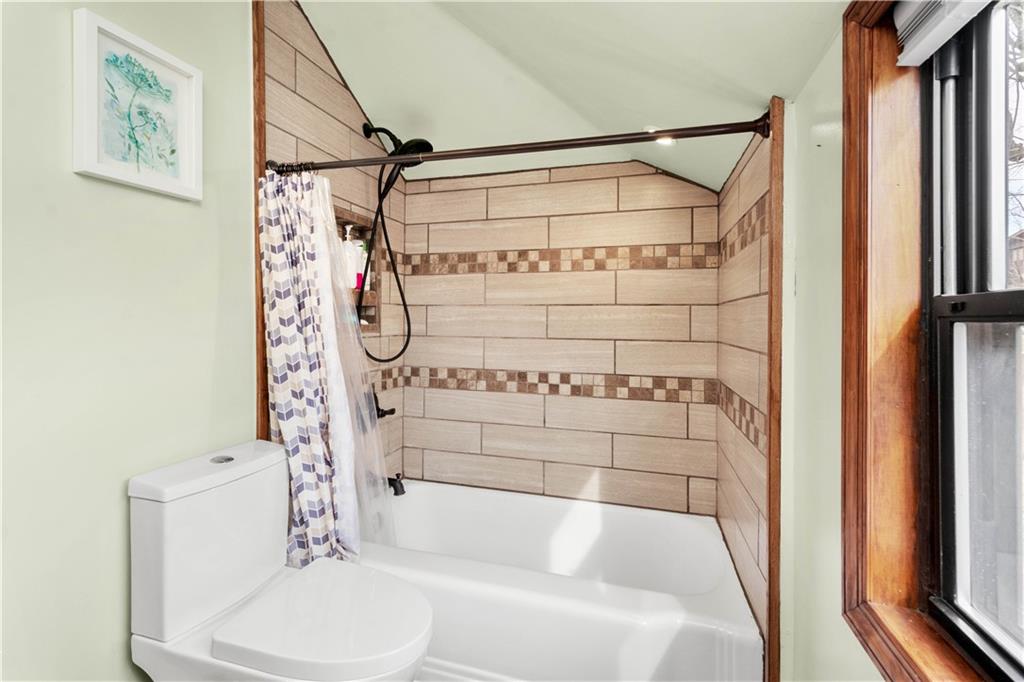 1167 Varner Road Pittsburgh, PA 15227 - Photo 19 of 25 Gallery Image 19