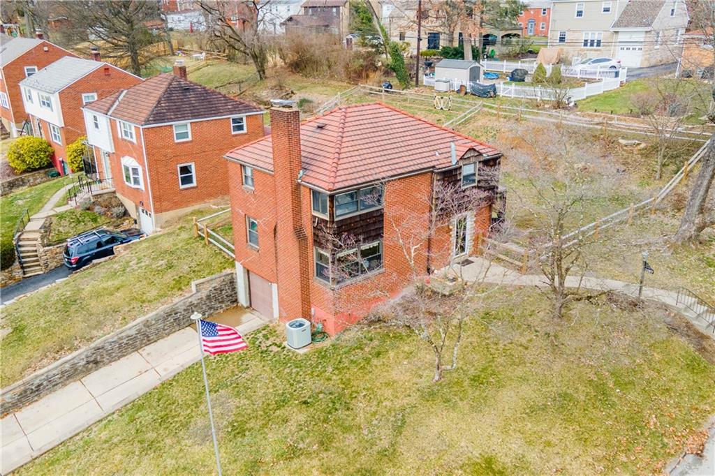 1167 Varner Road Pittsburgh, PA 15227 - Photo 4 of 25 Gallery Image 4