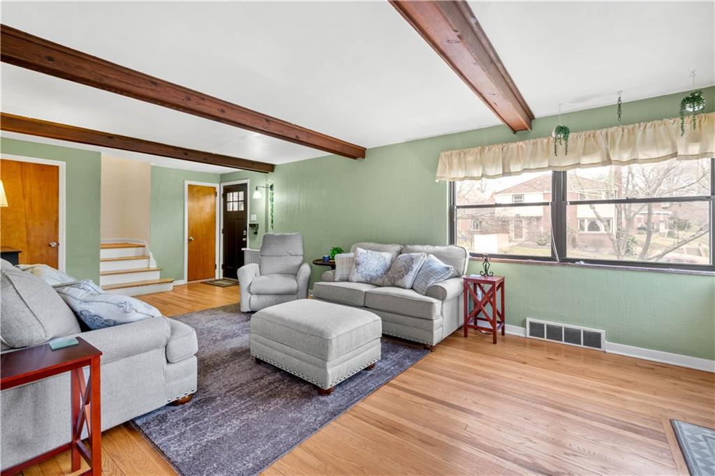 1167 Varner Road Pittsburgh, PA 15227 - Photo 7 of 25 Gallery Image 7