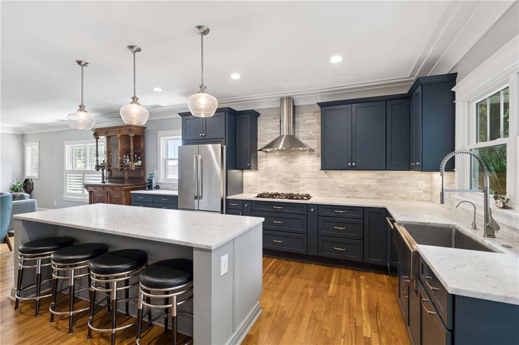 776 Yorkshire Road Northeast Atlanta, GA 30306 - Photo 16 of 59