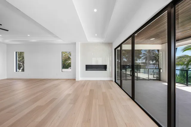 $16,950,000 | 88 West Riverside Drive, Jupiter, FL 33469