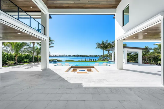 $16,950,000 | 88 West Riverside Drive, Jupiter, FL 33469