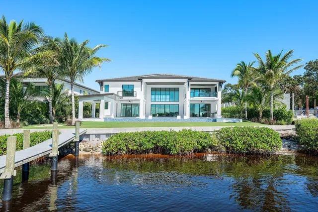 $16,950,000 | 88 West Riverside Drive, Jupiter, FL 33469