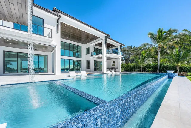 $16,950,000 | 88 West Riverside Drive, Jupiter, FL 33469
