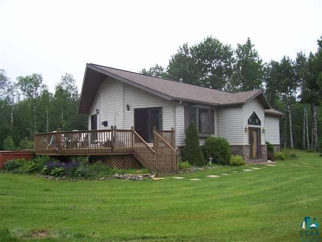 4593 South Barnes Road Superior, WI 54880 - Photo 2 of 9