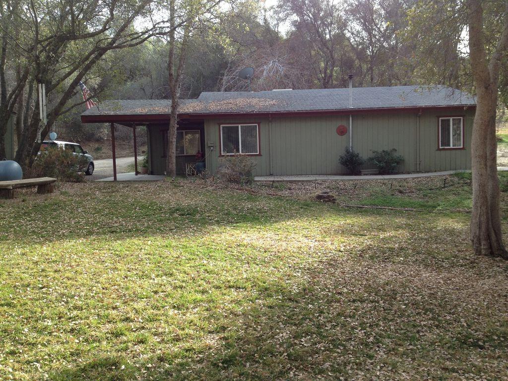 46775 Skyline Ridge Road Coarsegold, CA 93614 - Photo 3 of 6 Gallery Image 3