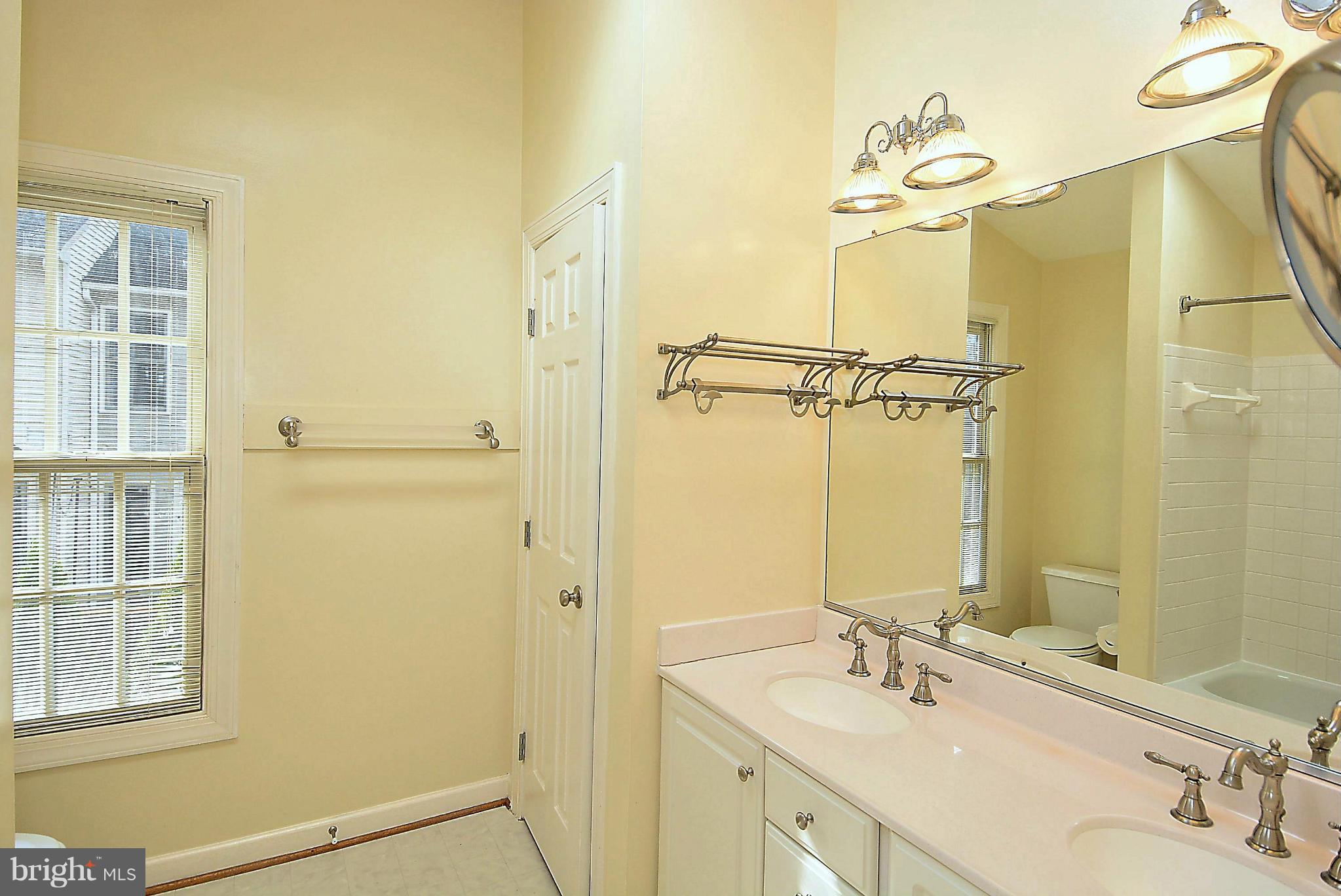 6500 Milva Lane Springfield, VA 22150 - Photo 14 of 30 Bath (Master)
