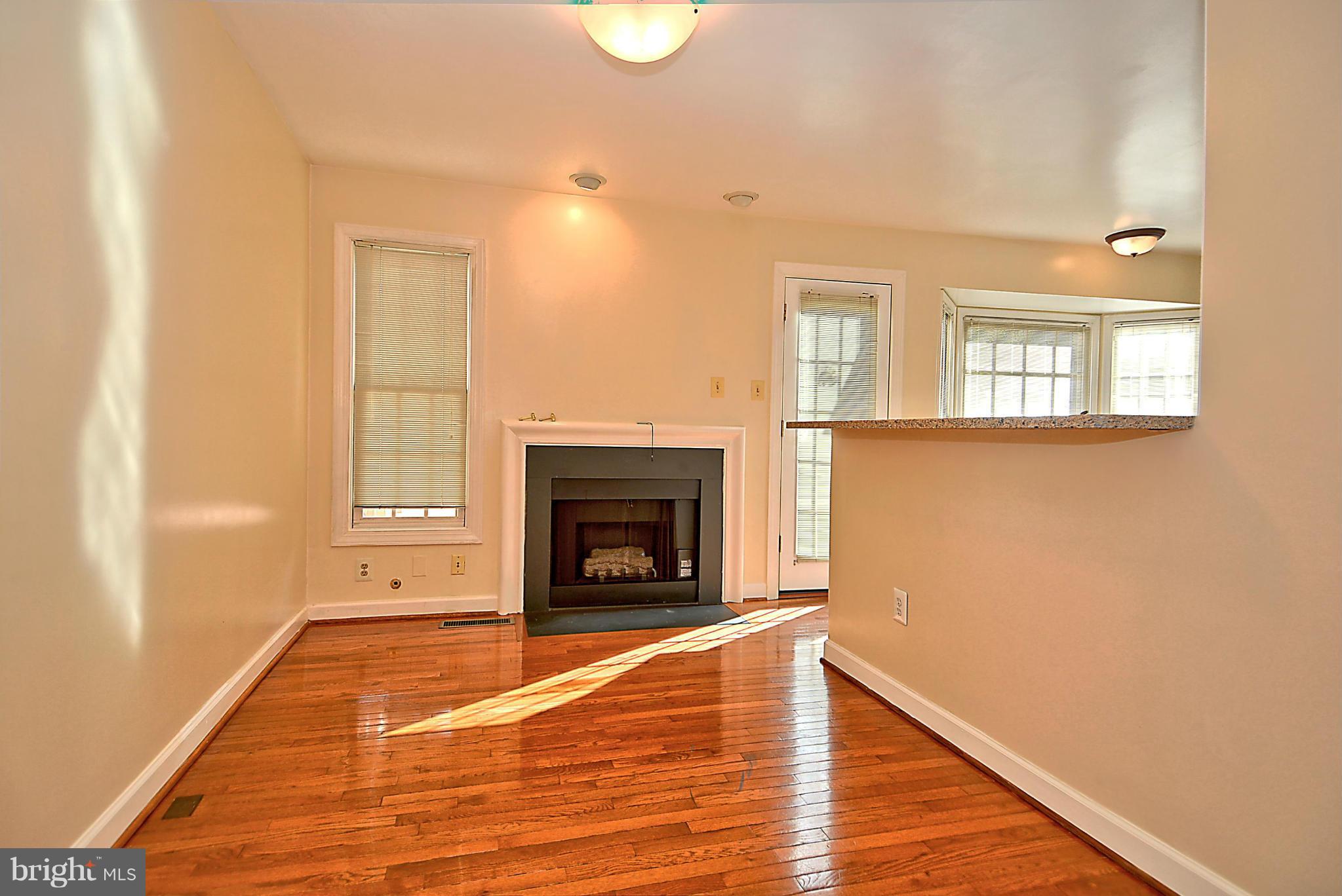 6500 Milva Lane Springfield, VA 22150 - Photo 3 of 30 Family Room