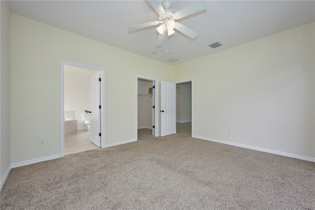 9086 107th Court Vero Beach, FL 32967 - Photo 23 of 35