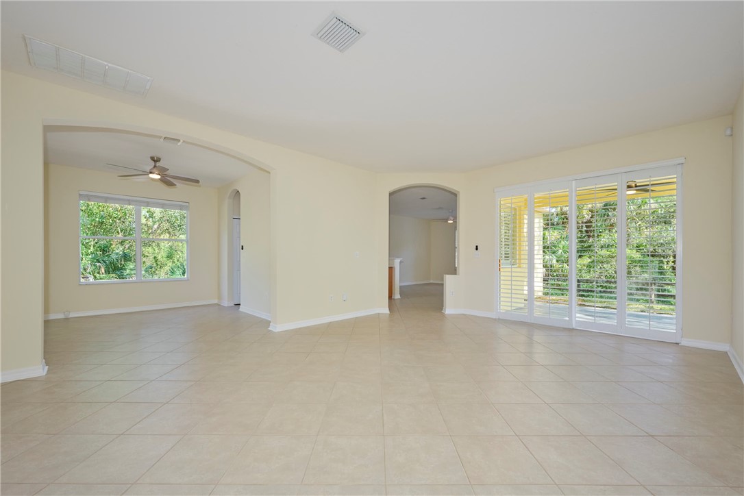9086 107th Court Vero Beach, FL 32967 - Photo 8 of 35