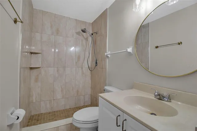 $189,000 | 3212 Ramblewood Drive North, Unit 3212, Sarasota, FL 34237