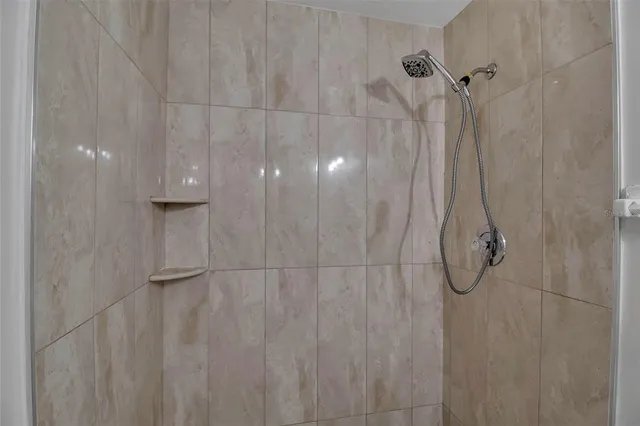 $189,000 | 3212 Ramblewood Drive North, Unit 3212, Sarasota, FL 34237