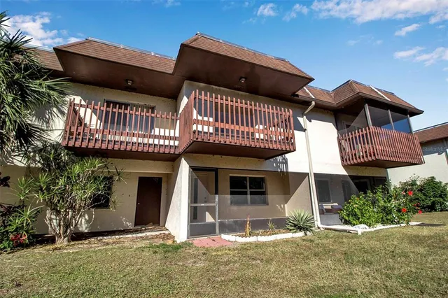 $189,000 | 3212 Ramblewood Drive North, Unit 3212, Sarasota, FL 34237